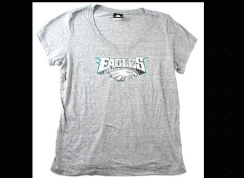 Philadelphia Eagles Women's Distressed Logo NFL T-Shirt LARGE
