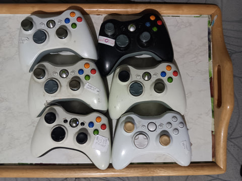 BROKEN 6 Xbox 360 Controllers Lot  AS IS for Repairs
