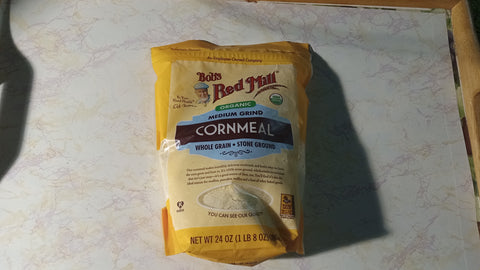 Bob' Red Mill Organic Corn Meal 24 Ounce USDA Certified Medium Grind