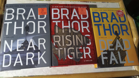 Brad Thor Book BUNDLE 2020 2022 2023 Hardcover Near Dark Rising Tiger Dead Fall