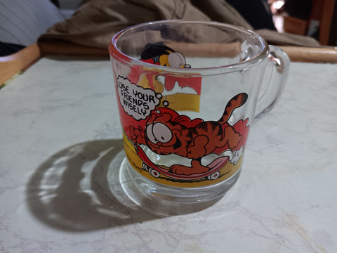 Garfield Cartoon Vintage McDonald's Friends 11 OZ Drinking Glass