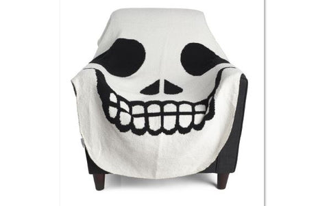 🎃 Halloween CUPCAKES & CASHMERE 50x60 Skull Shaped Throw Blanket