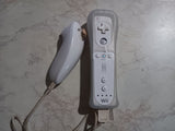 Wii BUNDLE OEM White Remote + White Nunchuck + Silicone Sleeve